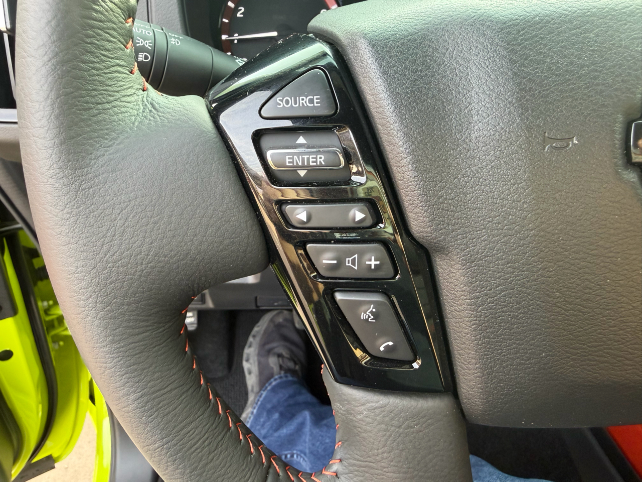 Nissan Frontier Crew Cab 4x4 Long Bed PRO-4X 2026