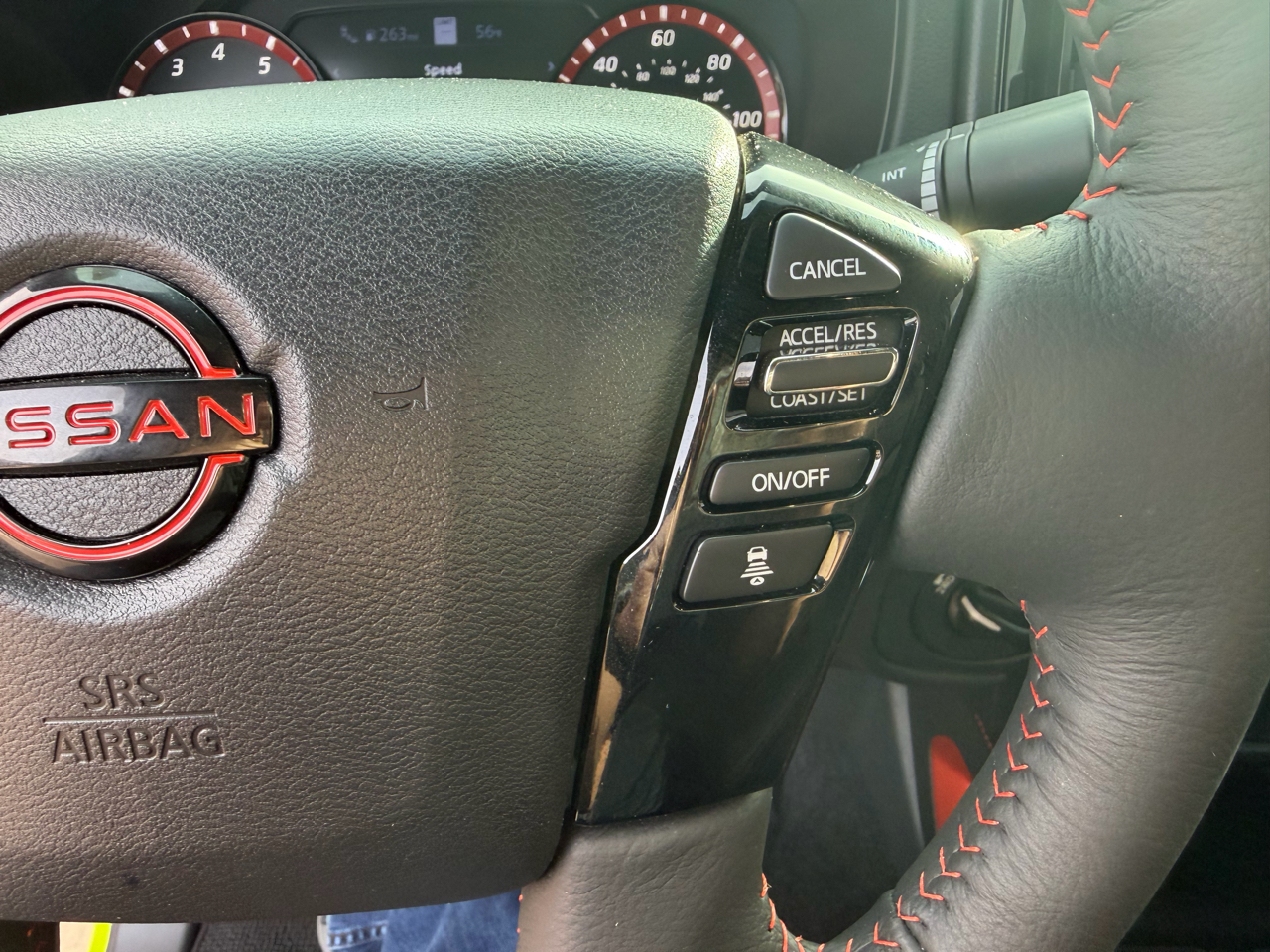 Nissan Frontier Crew Cab 4x4 Long Bed PRO-4X 2026