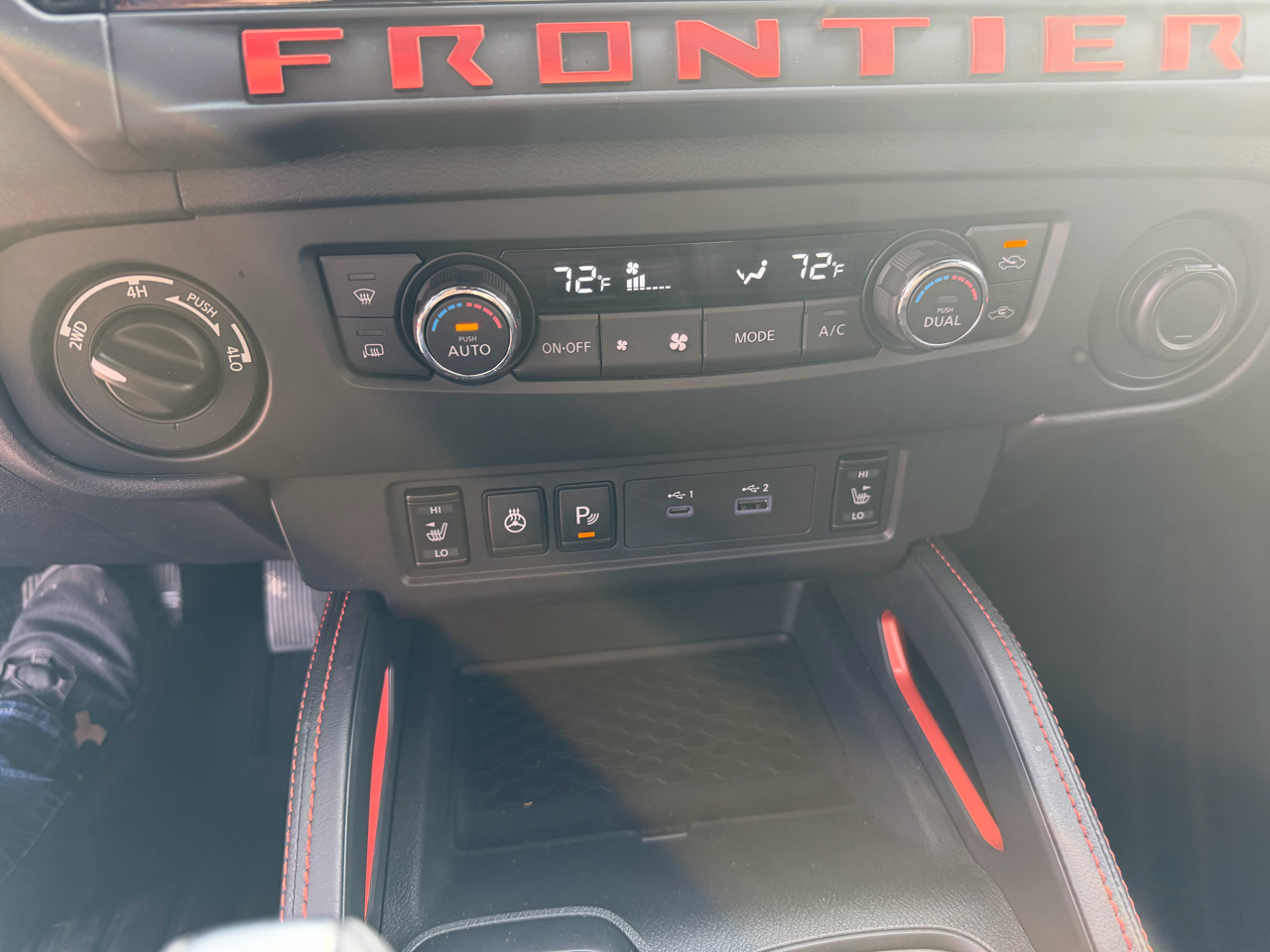 Nissan Frontier Crew Cab 4x4 Long Bed PRO-4X 2026