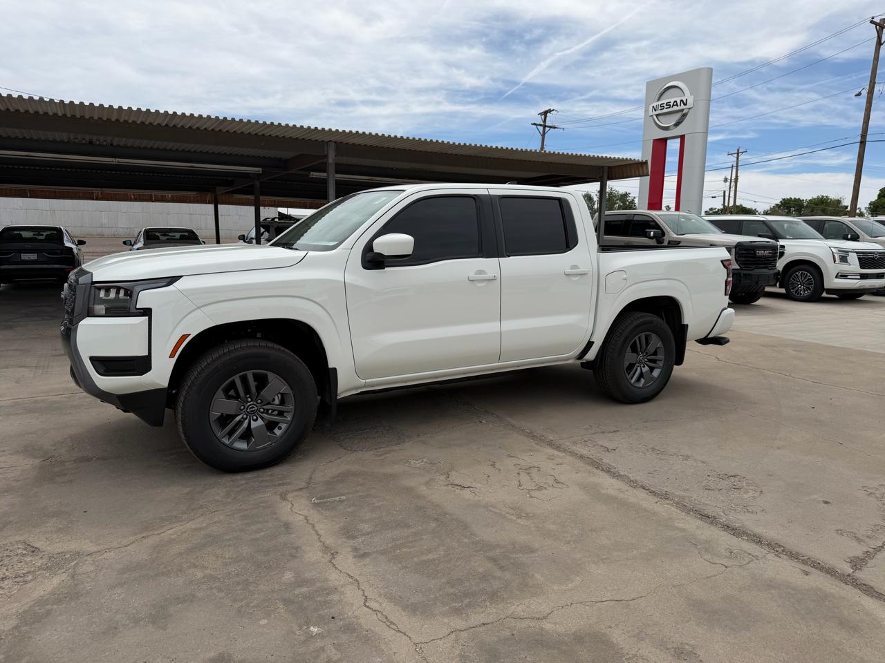 Nissan Frontier Crew Cab 4x4 SV 2026