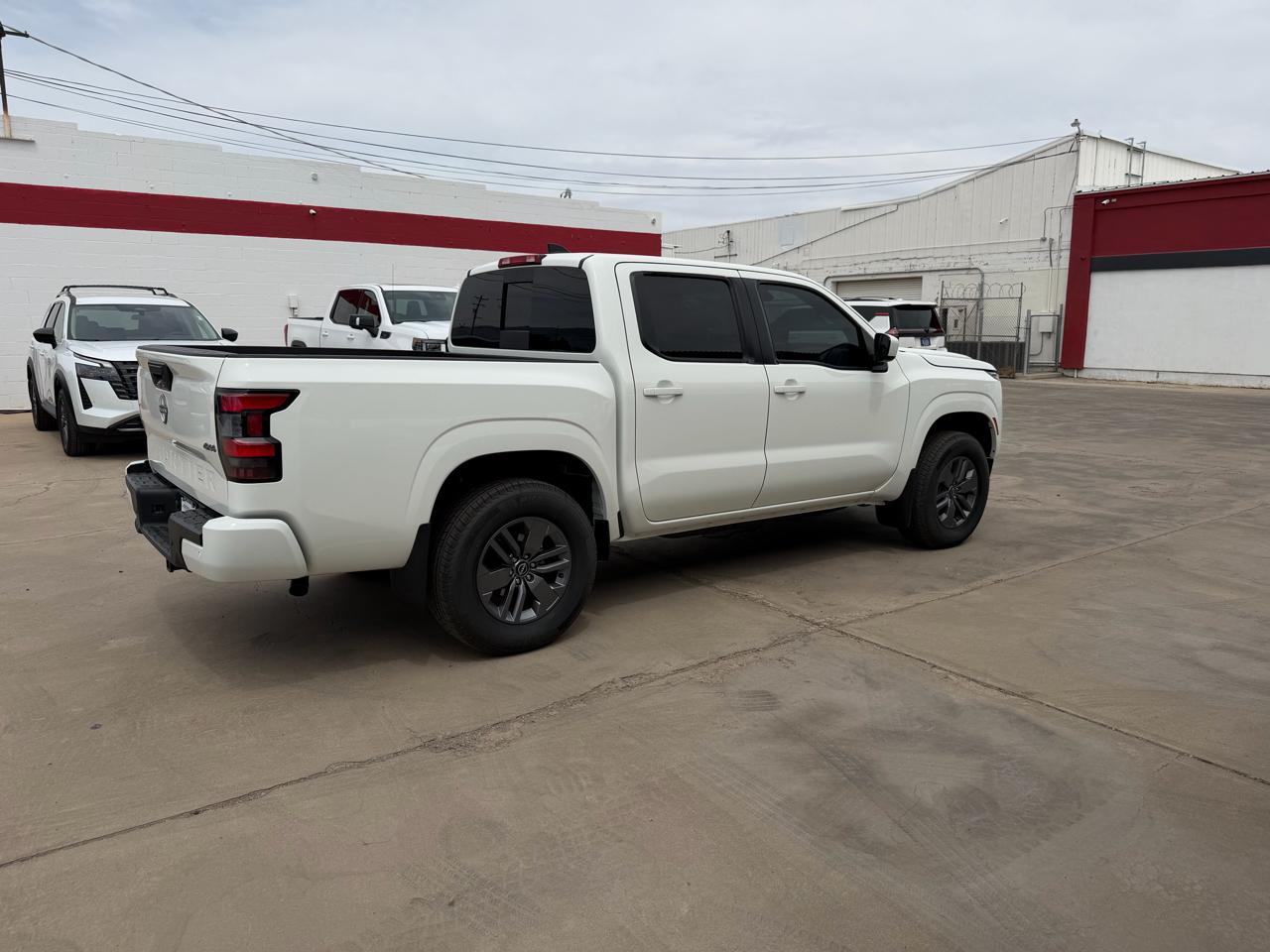Nissan Frontier Crew Cab 4x4 SV 2026