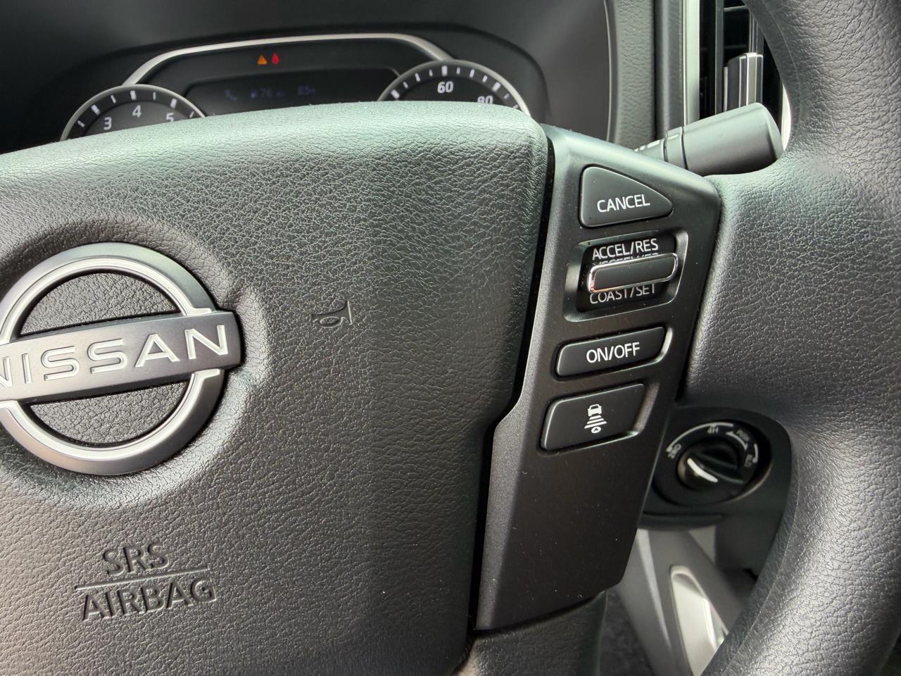 Nissan Frontier Crew Cab 4x4 SV 2026