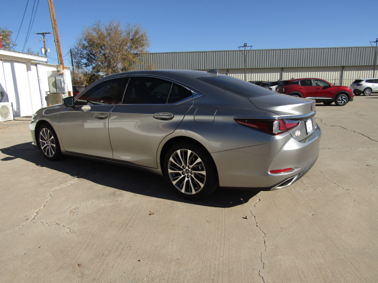 Lexus ES ES 350 FWD 2019