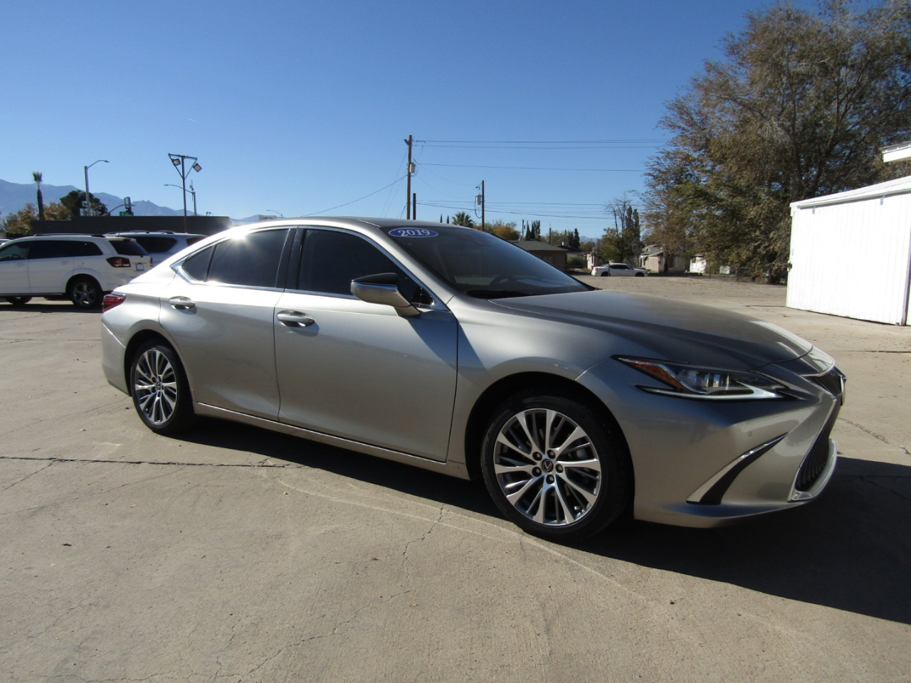 Lexus ES ES 350 FWD 2019