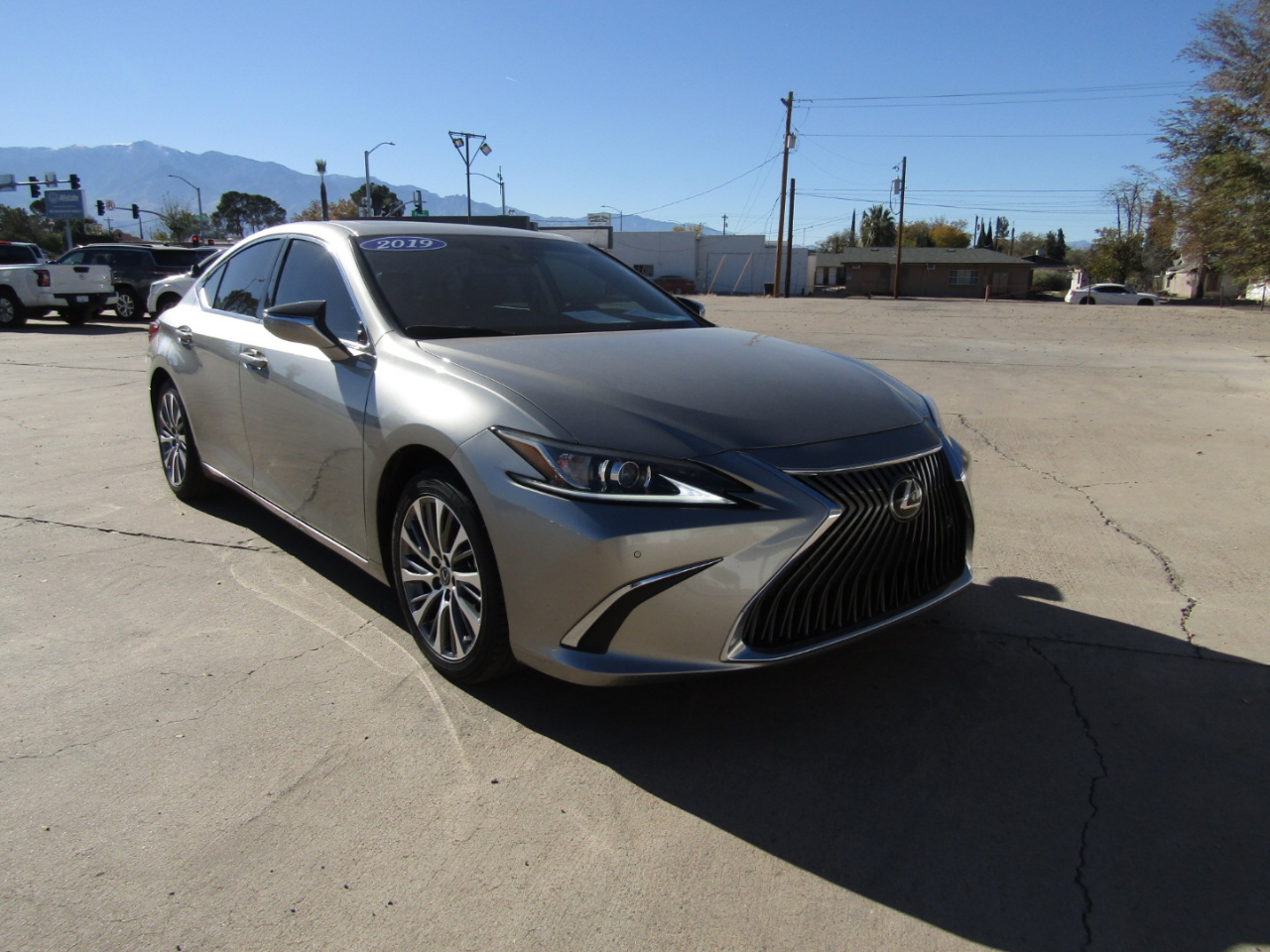 Lexus ES ES 350 FWD 2019
