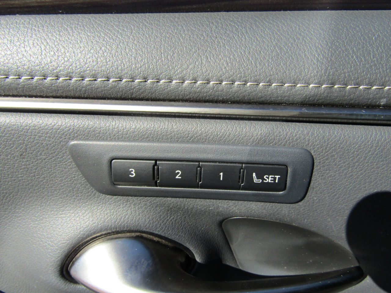 Lexus ES ES 350 FWD 2019