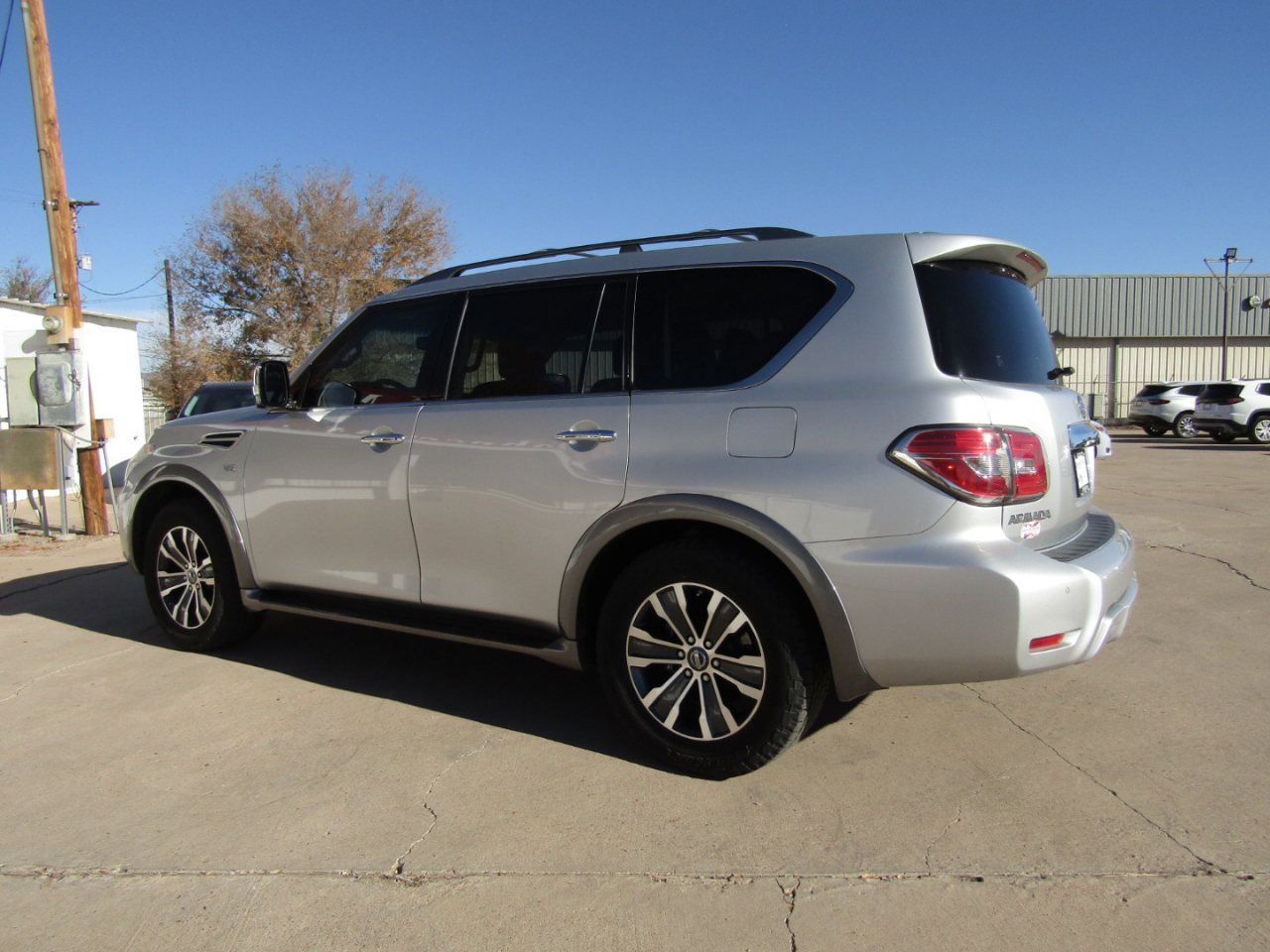 Nissan Armada 4x2 SL 2017