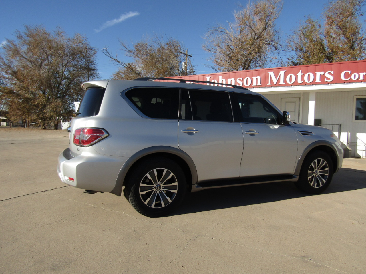 Nissan Armada 4x2 SL 2017