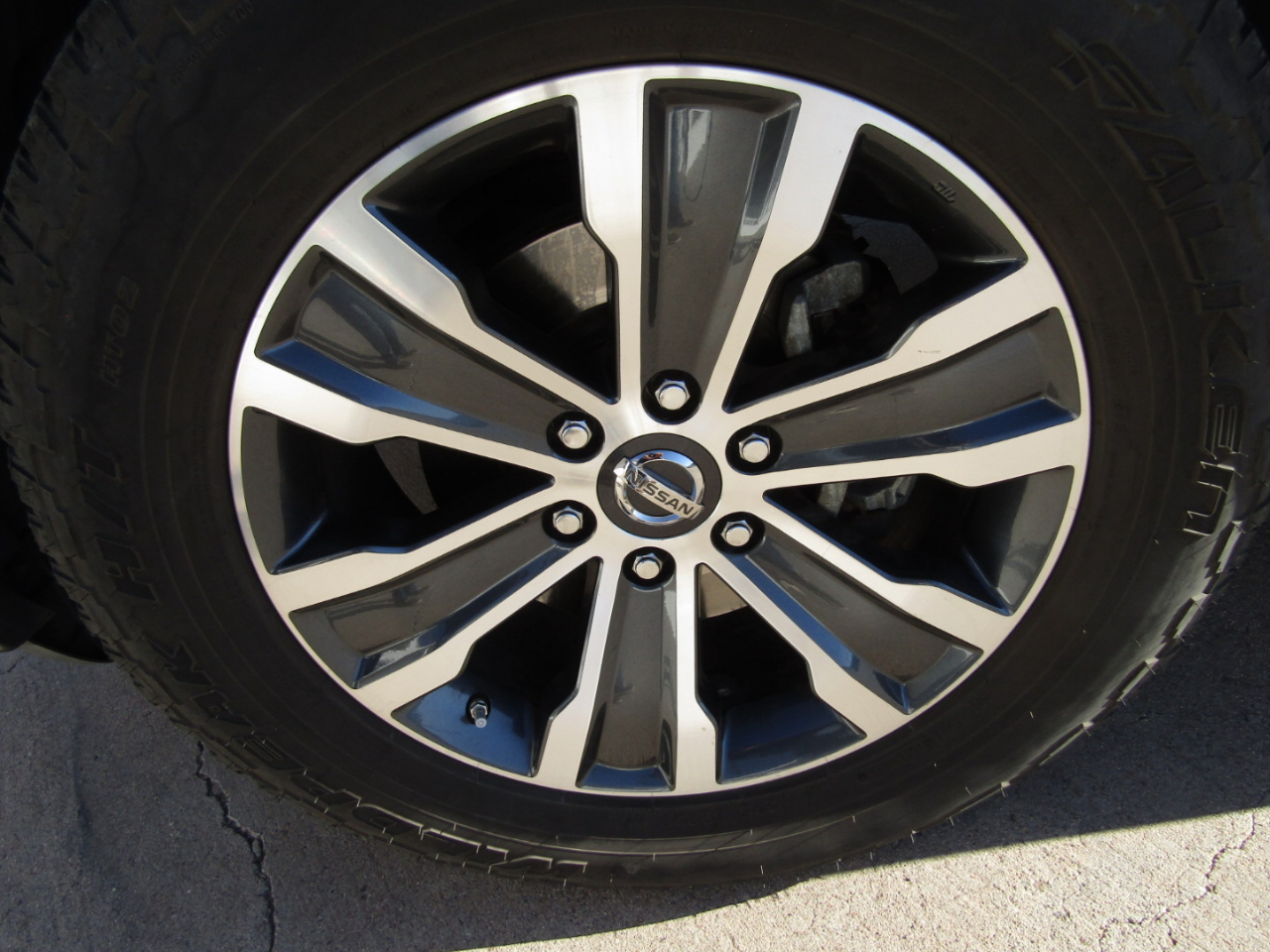 Nissan Armada 4x2 SL 2017