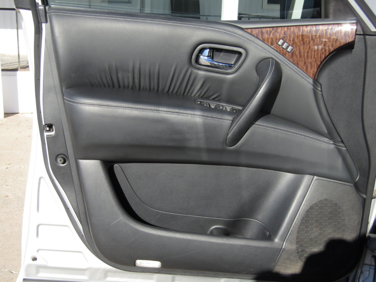 Nissan Armada 4x2 SL 2017