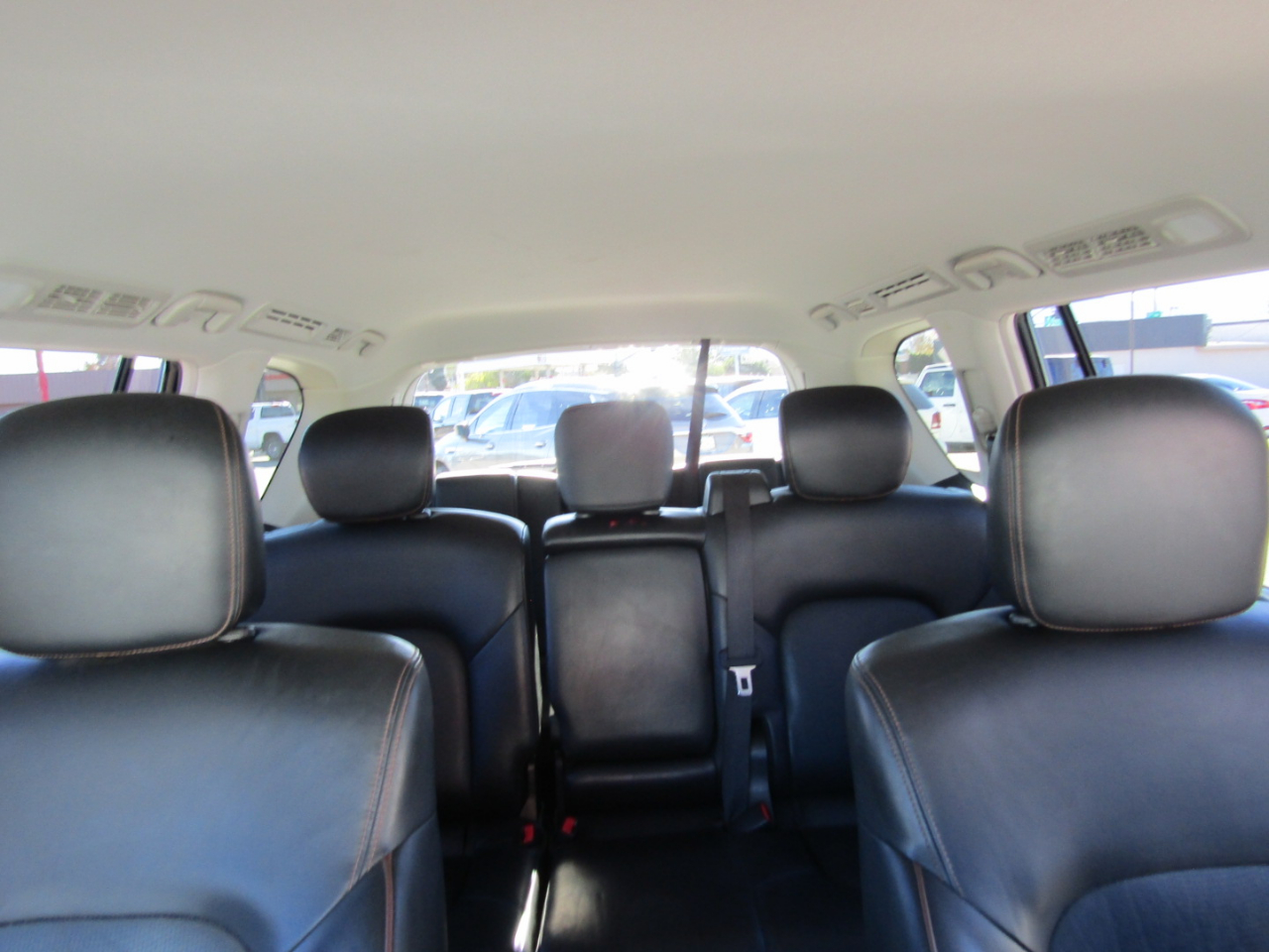 Nissan Armada 4x2 SL 2017