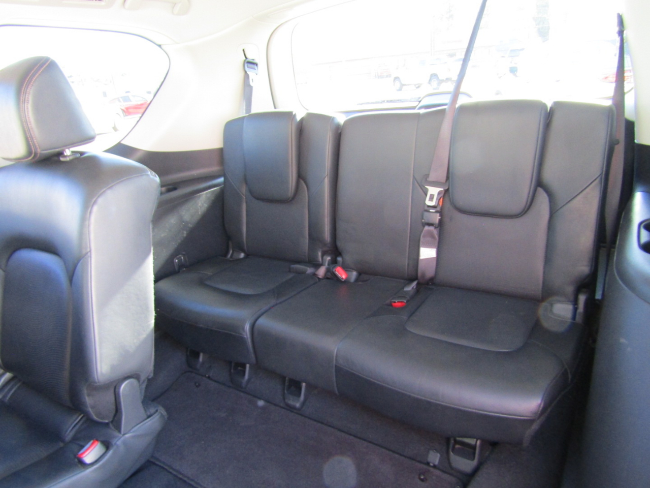 Nissan Armada 4x2 SL 2017