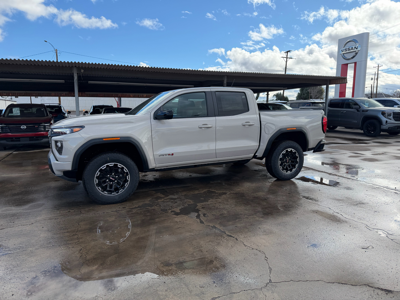 GMC Canyon 4WD Crew Cab AT4 2026