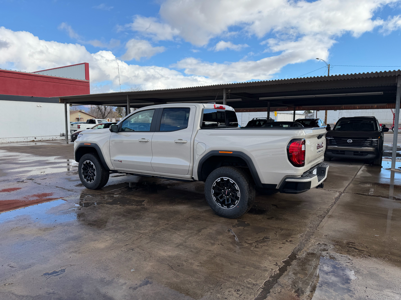GMC Canyon 4WD Crew Cab AT4 2026