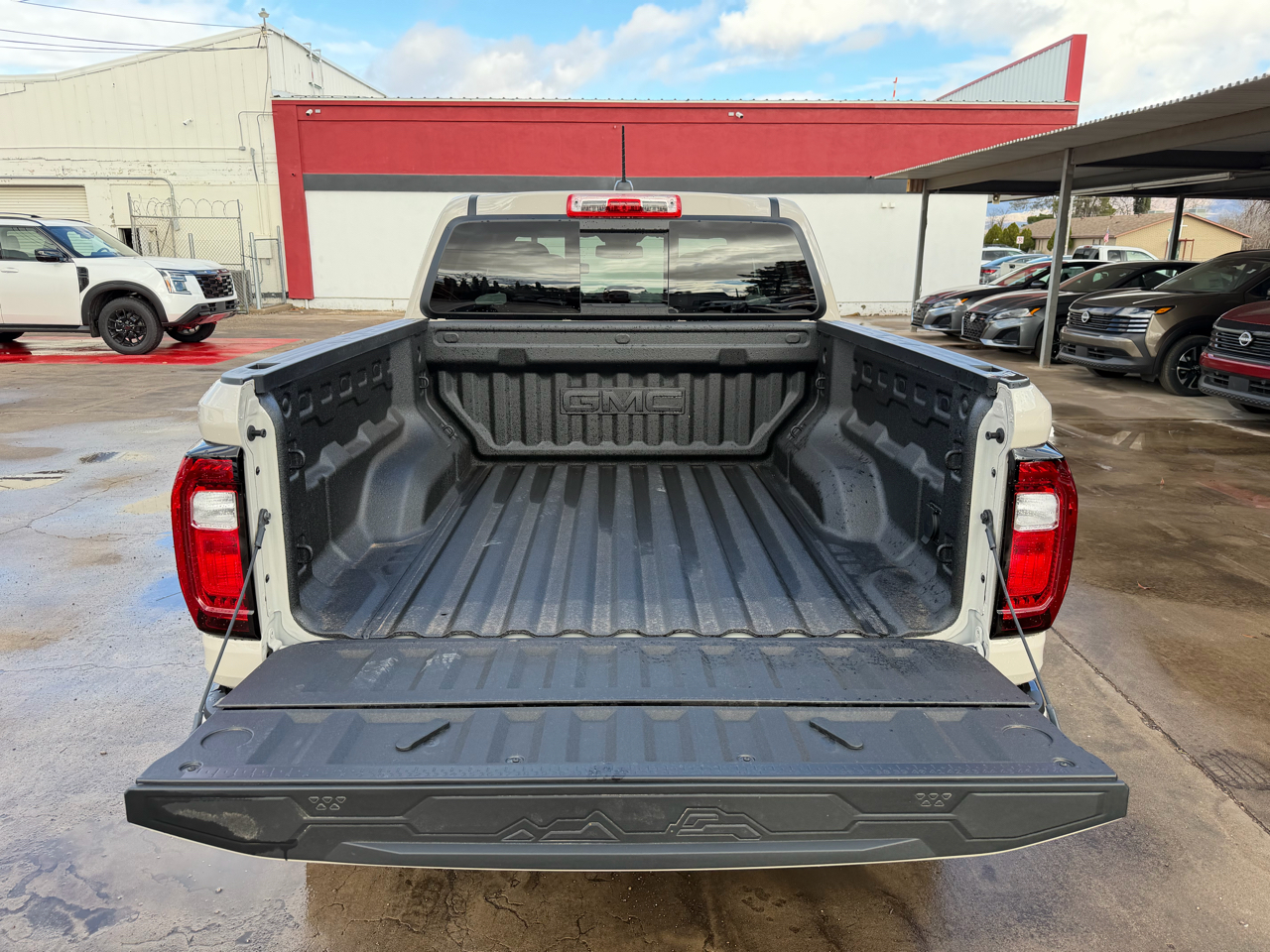 GMC Canyon 4WD Crew Cab AT4 2026