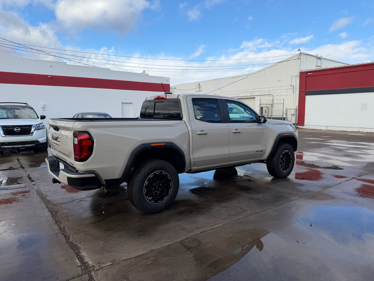 GMC Canyon 4WD Crew Cab AT4 2026