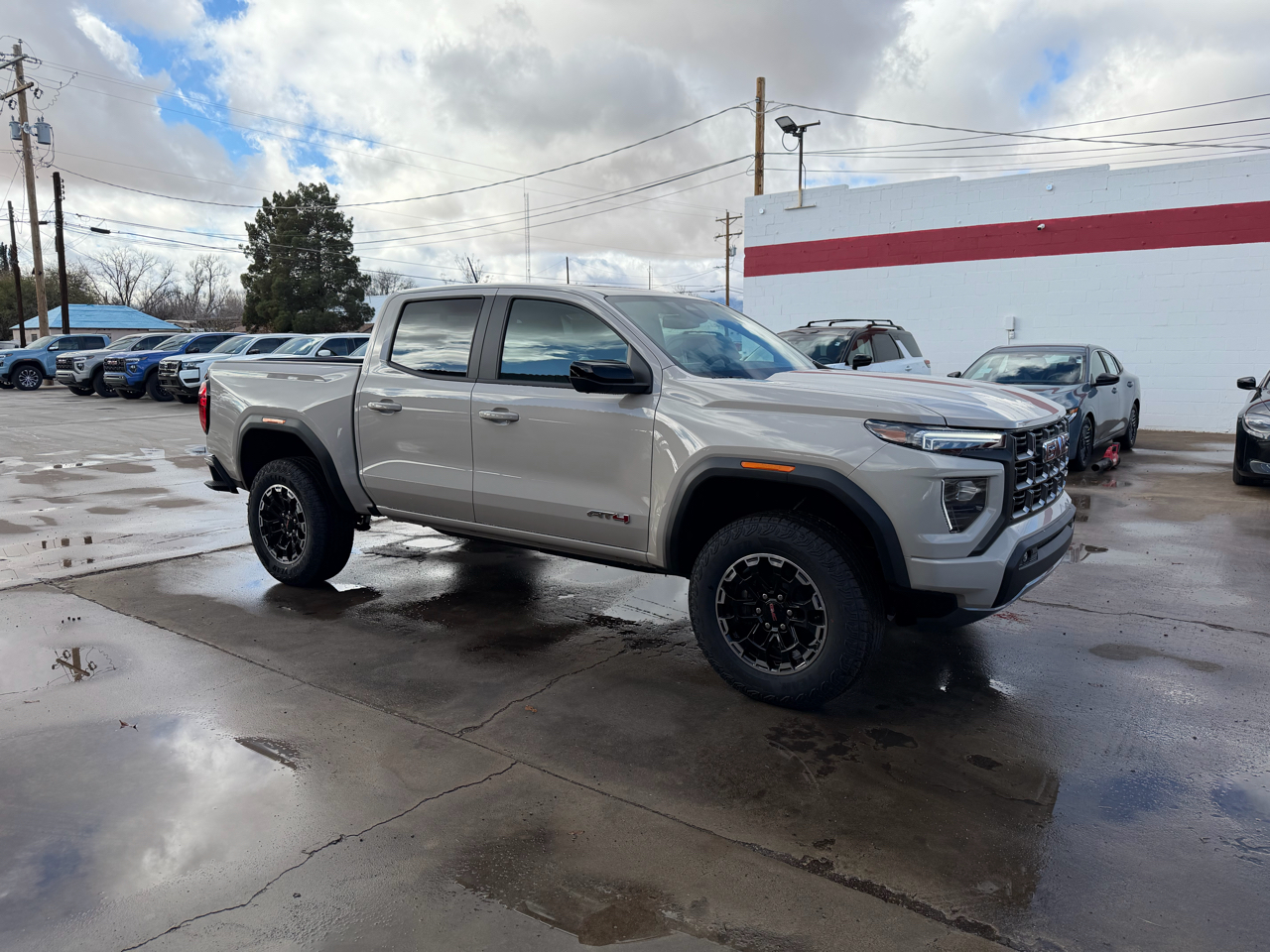 GMC Canyon 4WD Crew Cab AT4 2026