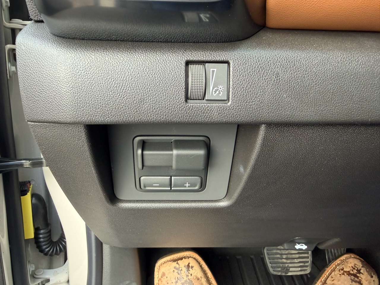 GMC Canyon 4WD Crew Cab AT4 2026