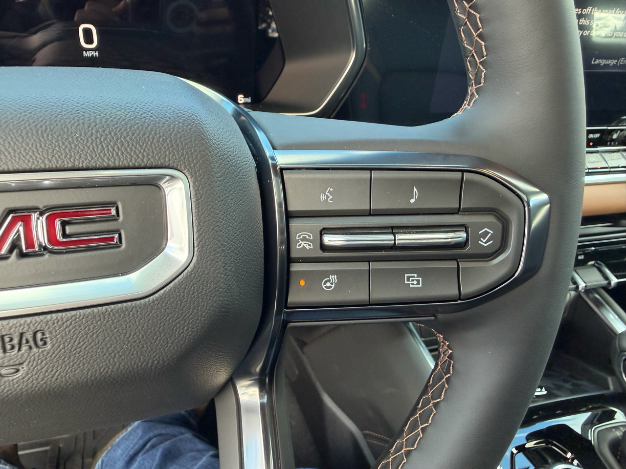 GMC Canyon 4WD Crew Cab AT4 2026