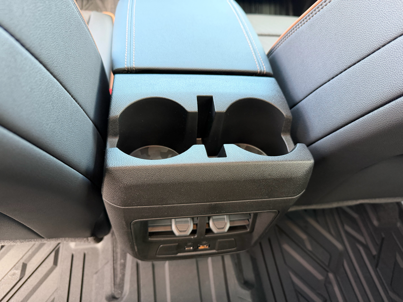 GMC Canyon 4WD Crew Cab AT4 2026