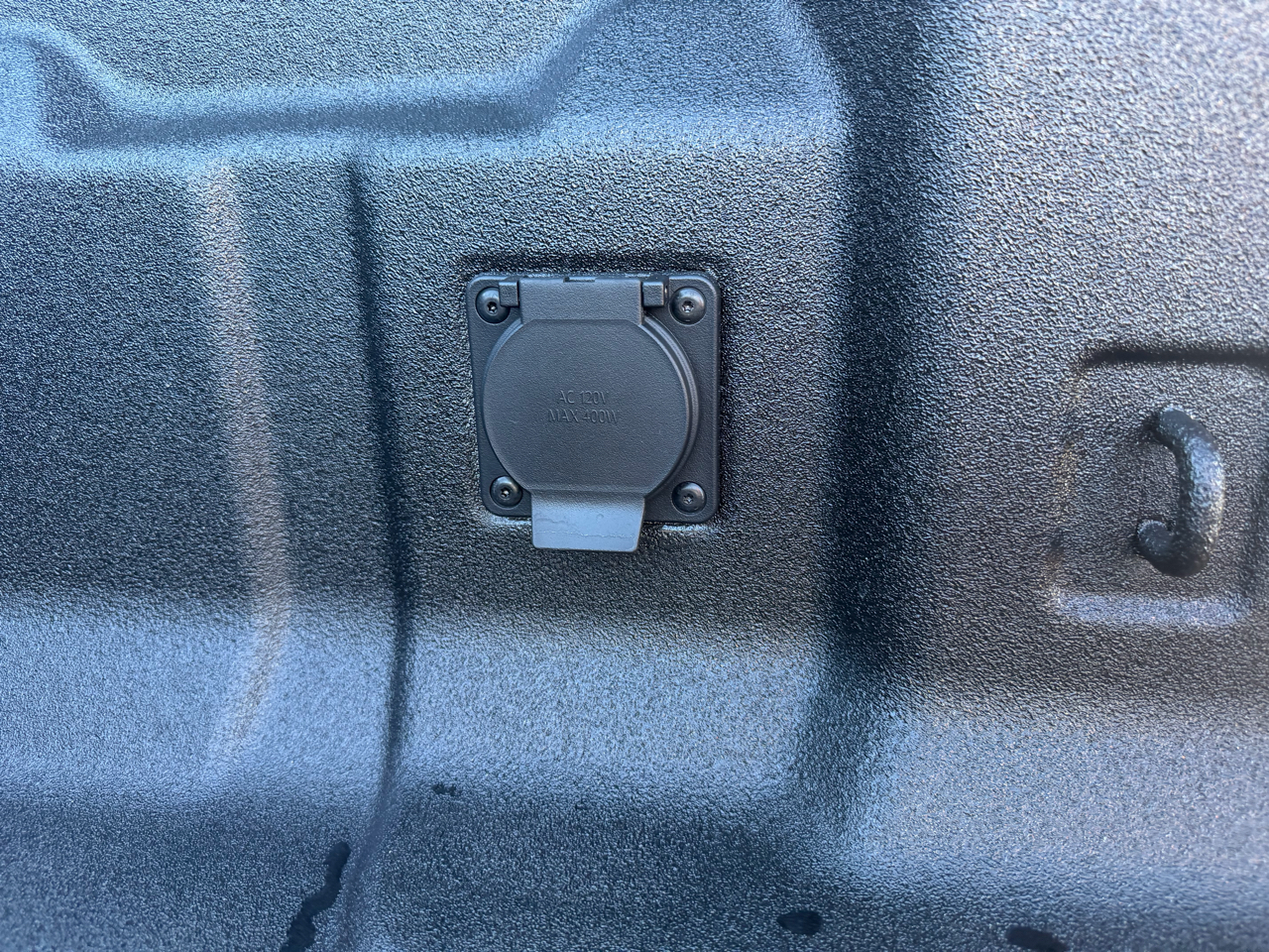 GMC Canyon 4WD Crew Cab Elevation 2026