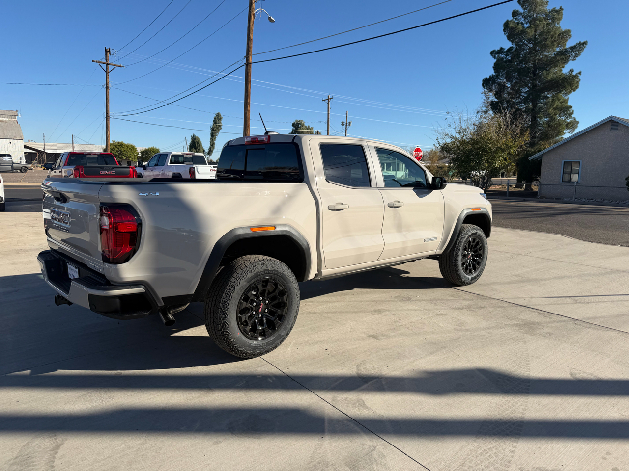 GMC Canyon 4WD Crew Cab Elevation 2026