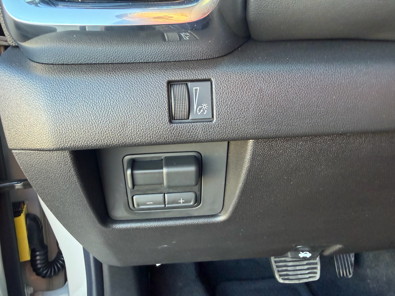 GMC Canyon 4WD Crew Cab Elevation 2026