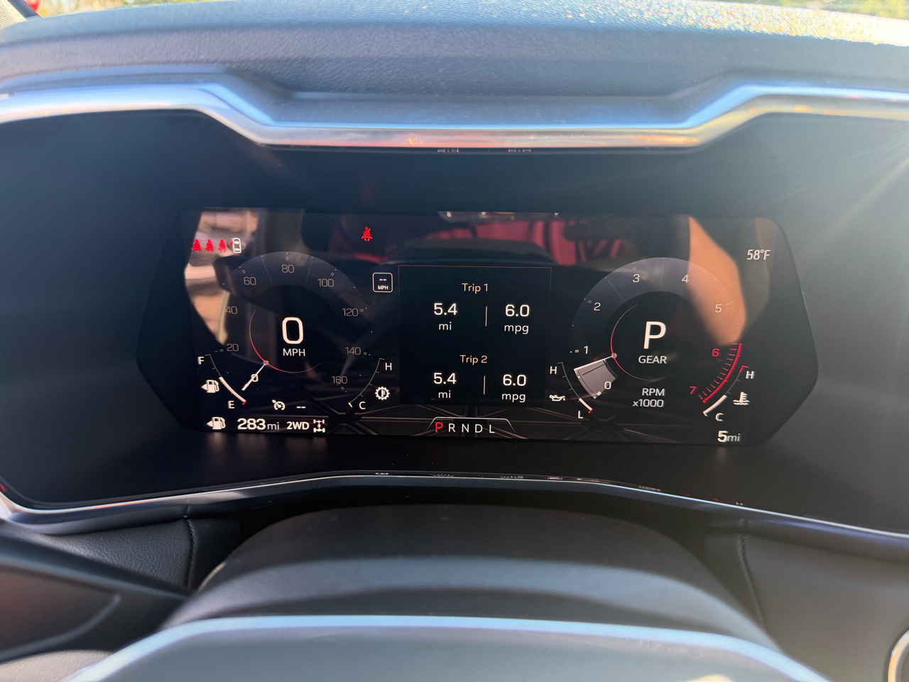 GMC Canyon 4WD Crew Cab Elevation 2026