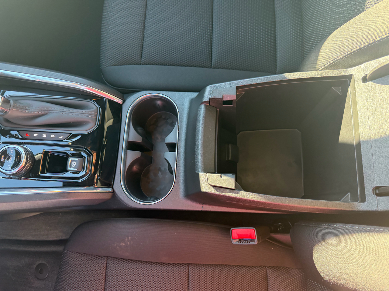 GMC Canyon 4WD Crew Cab Elevation 2026