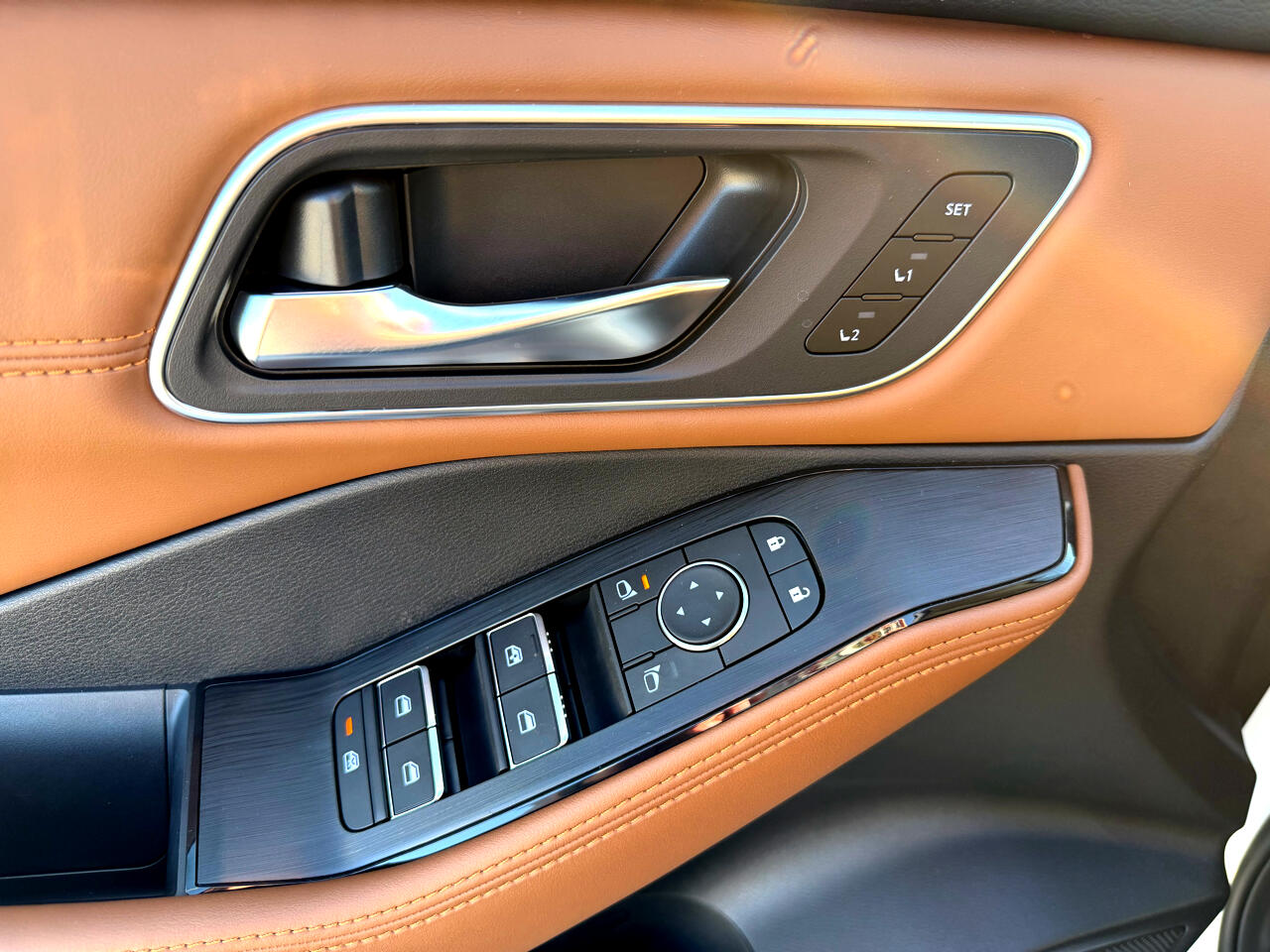 Nissan Rogue AWD Platinum *Ltd Avail* 2026