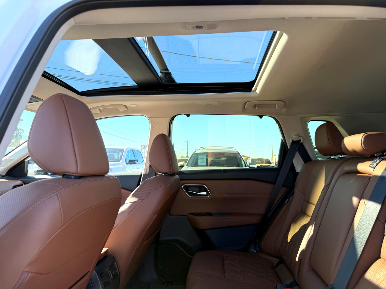 Nissan Rogue AWD Platinum *Ltd Avail* 2026