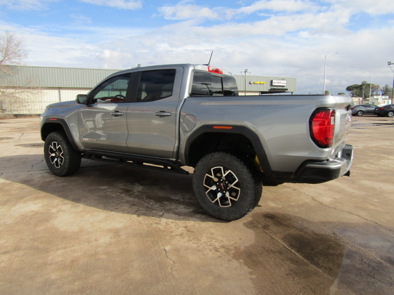 GMC Canyon 4WD Crew Cab AT4X 2024