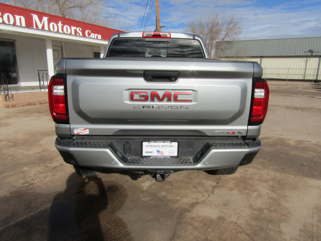 GMC Canyon 4WD Crew Cab AT4X 2024