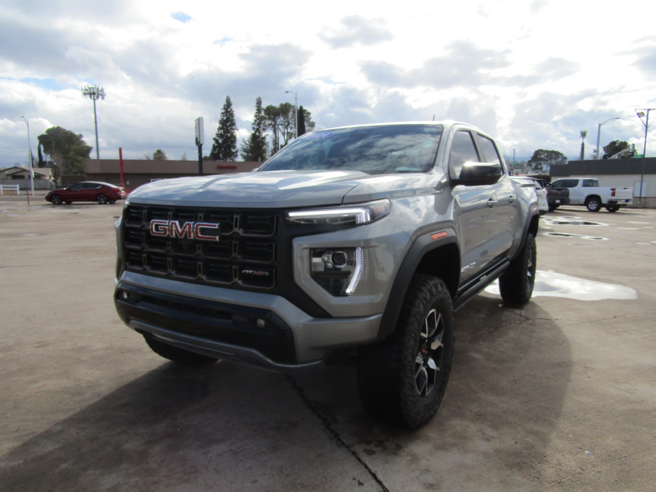 GMC Canyon 4WD Crew Cab AT4X 2024