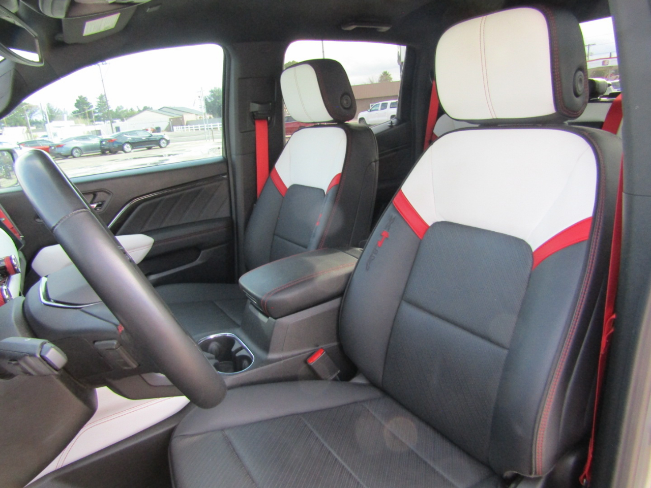 GMC Canyon 4WD Crew Cab AT4X 2024