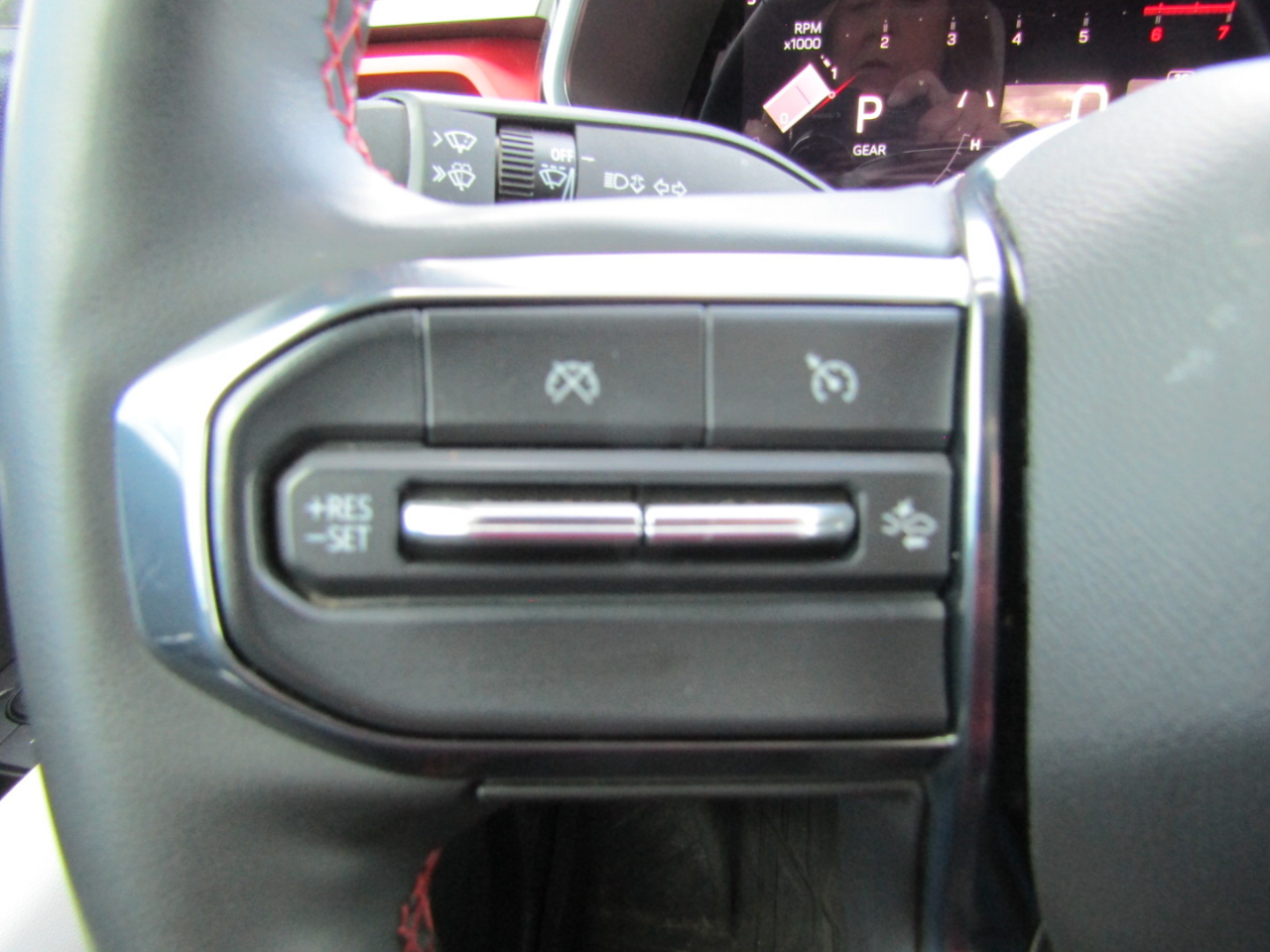 GMC Canyon 4WD Crew Cab AT4X 2024