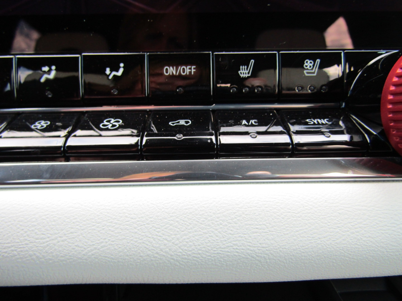 GMC Canyon 4WD Crew Cab AT4X 2024