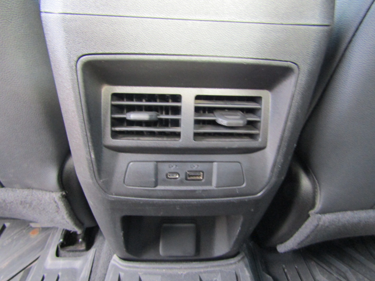 GMC Canyon 4WD Crew Cab AT4X 2024