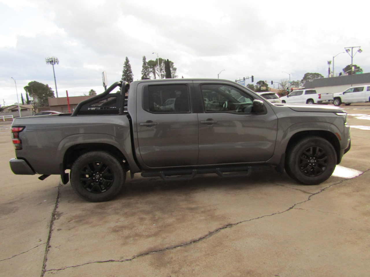 Nissan Frontier  2023