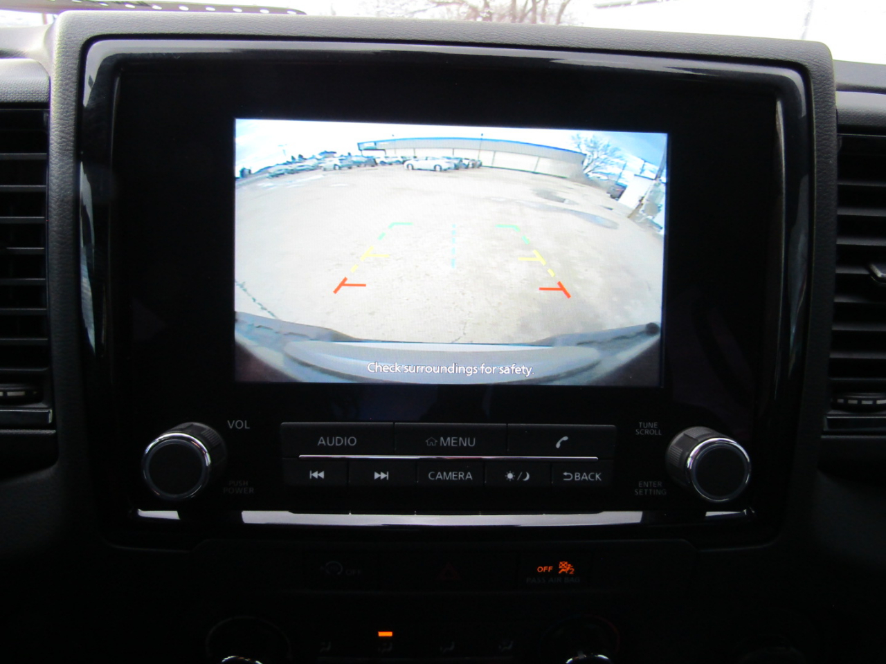 Nissan Frontier  2023