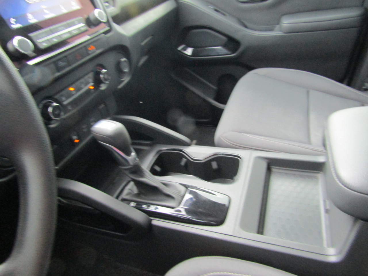 Nissan Frontier  2023