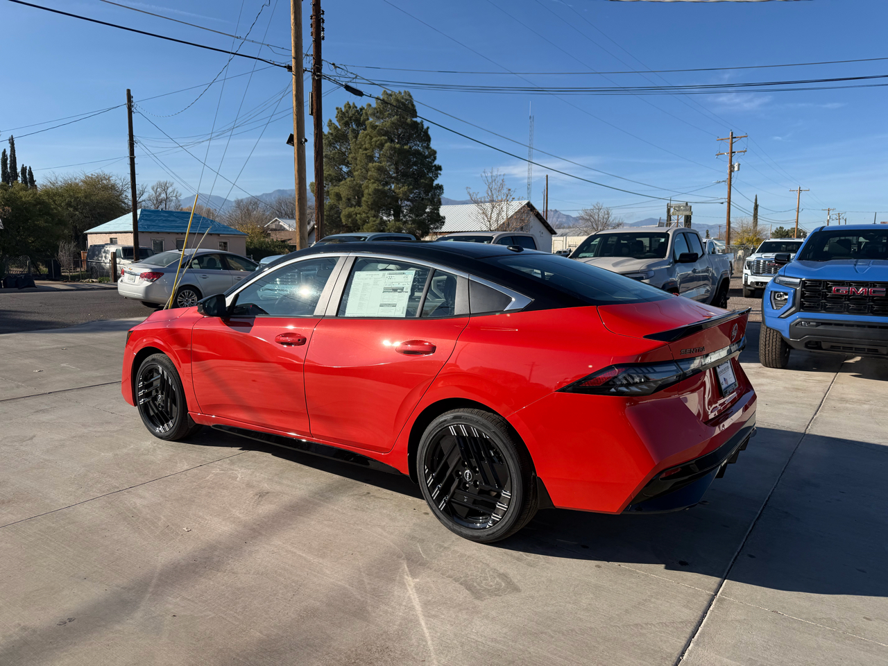 Nissan Sentra SR Sedan 2026
