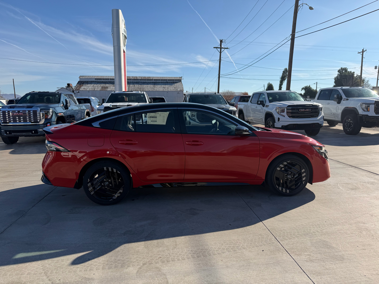 Nissan Sentra SR Sedan 2026