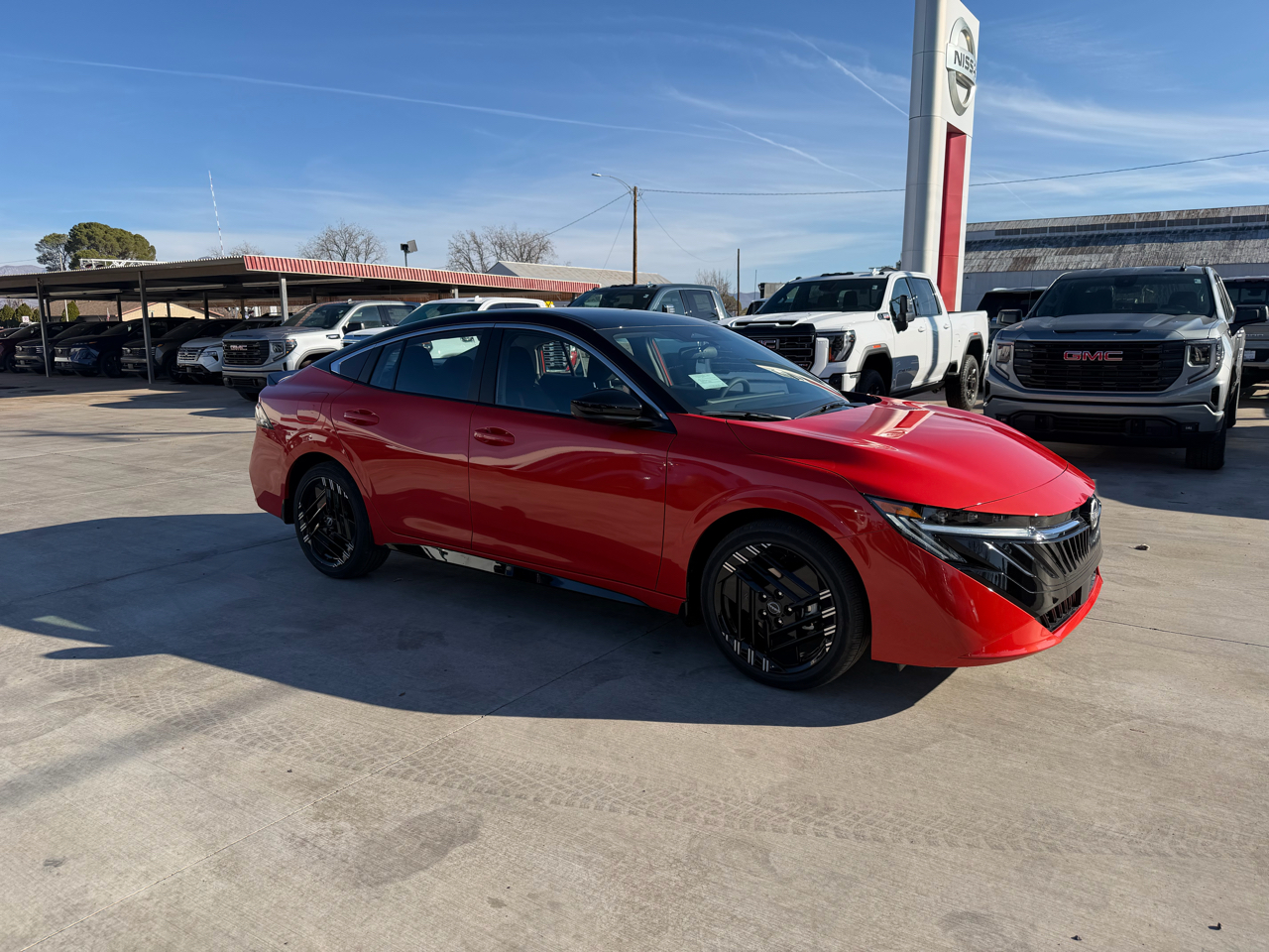 Nissan Sentra SR Sedan 2026