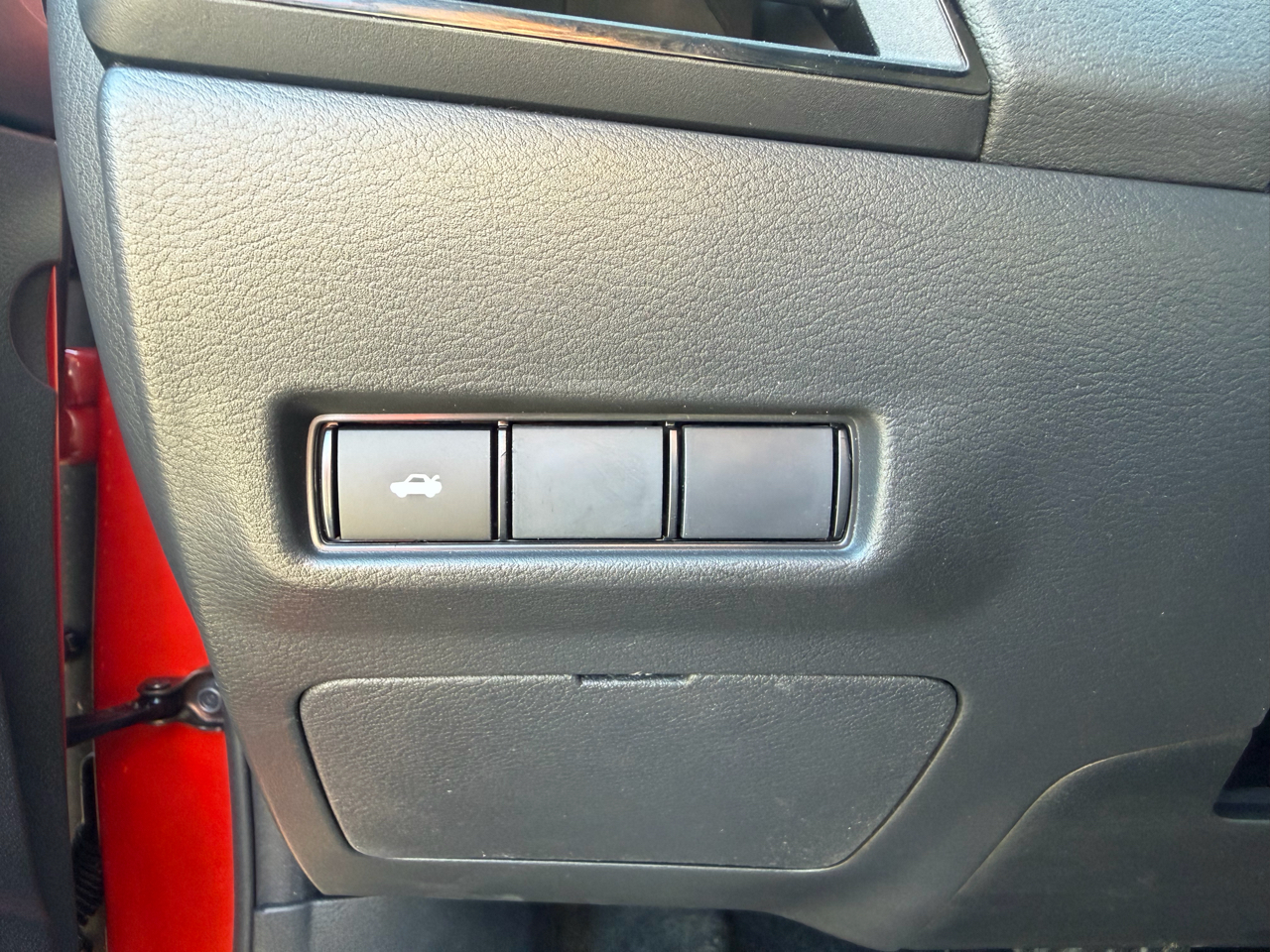 Nissan Sentra SR Sedan 2026