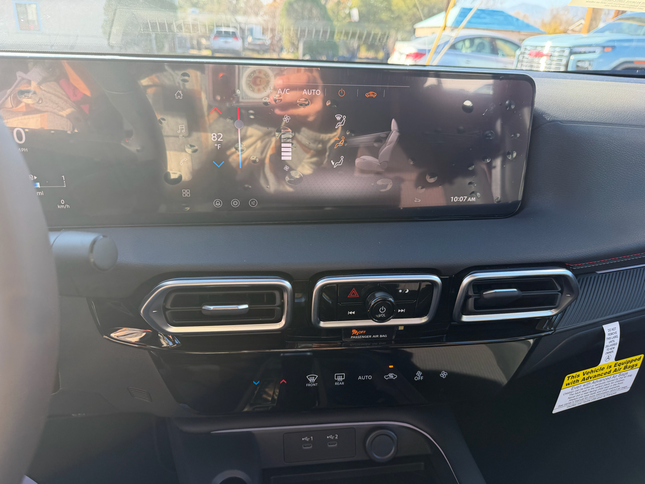 Nissan Sentra SR Sedan 2026