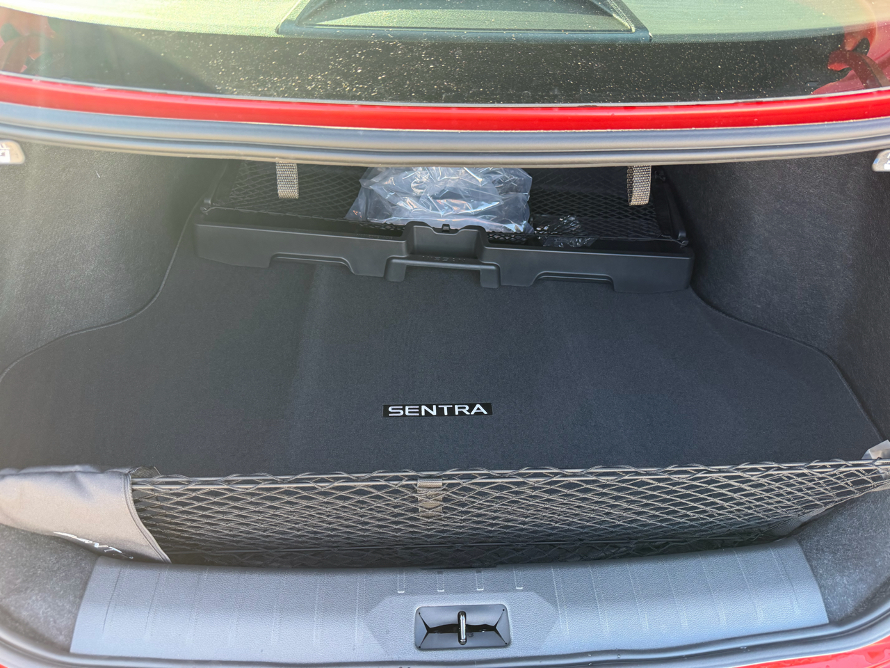 Nissan Sentra SR Sedan 2026