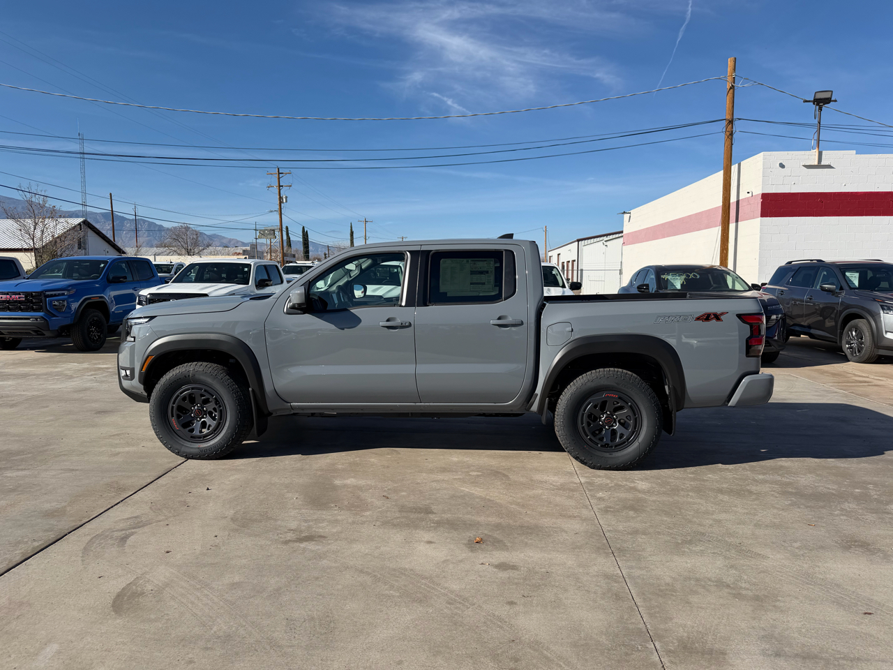 Nissan Frontier Crew Cab 4x4 PRO-4X 2026