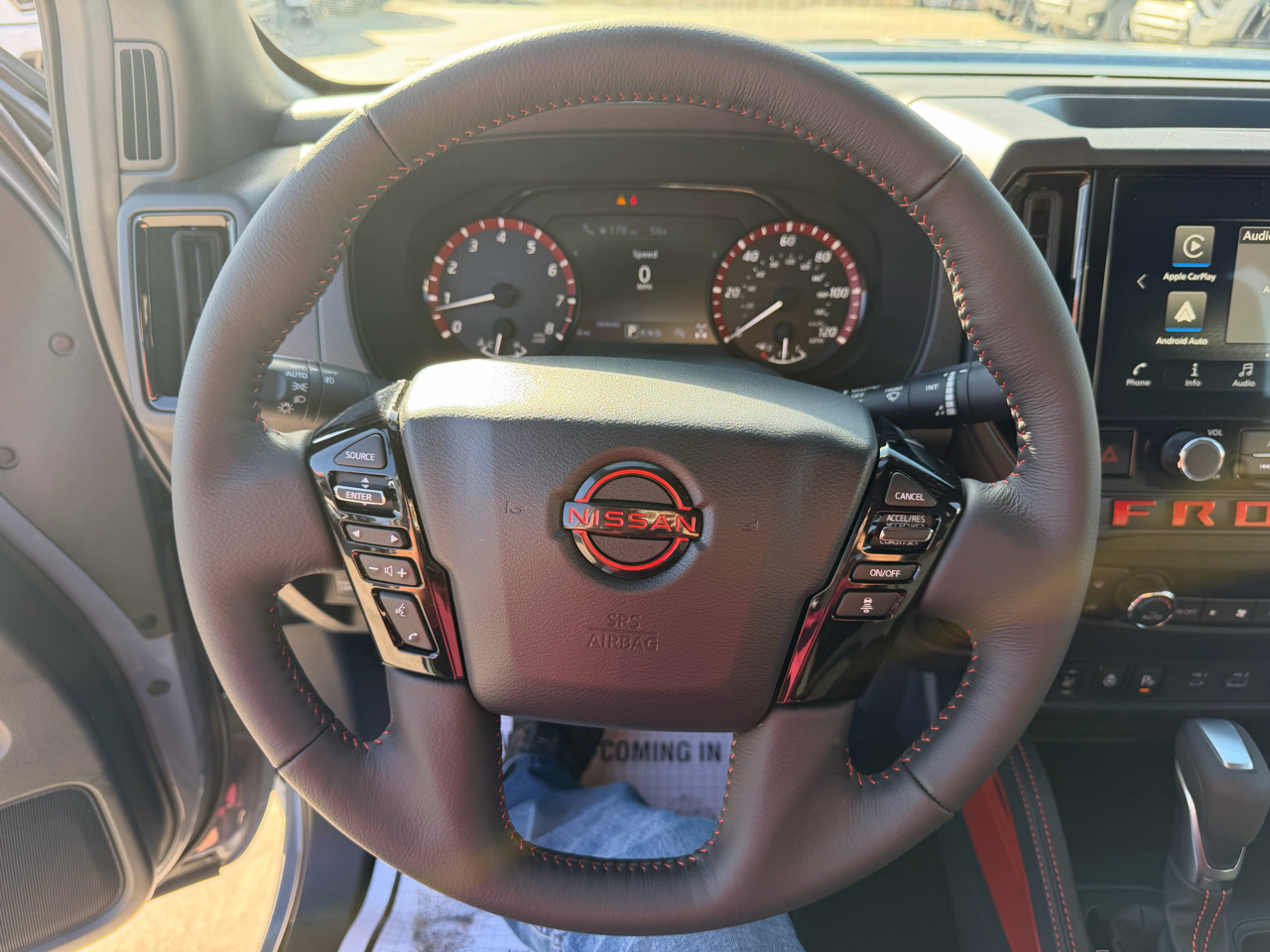 Nissan Frontier Crew Cab 4x4 PRO-4X 2026