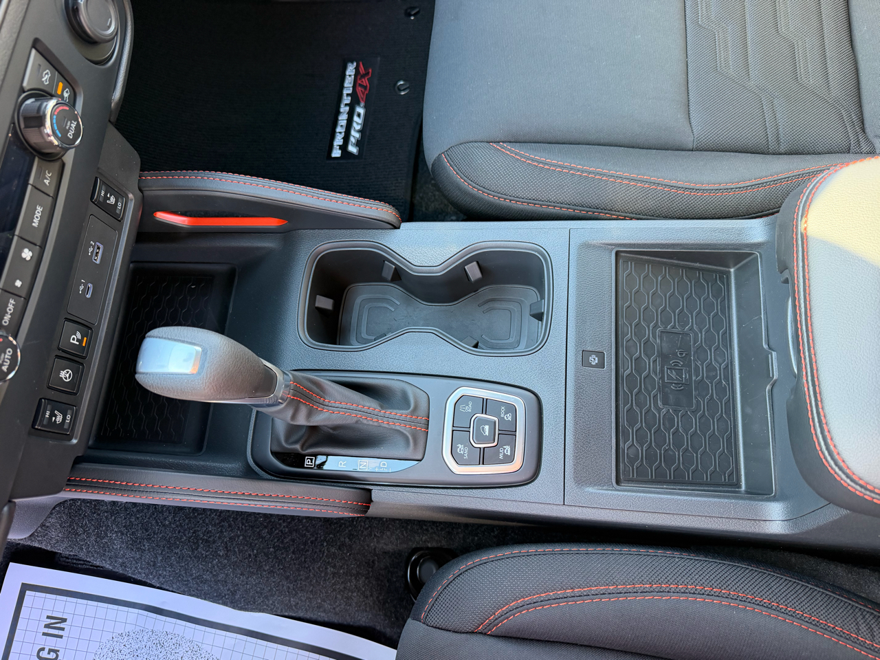 Nissan Frontier Crew Cab 4x4 PRO-4X 2026